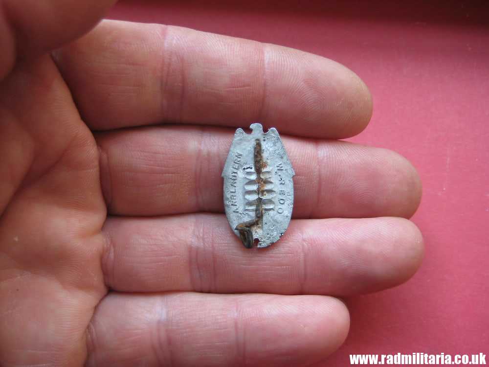 & original German HJ BADGE with date - 1938 metal detecting find. - Image 6