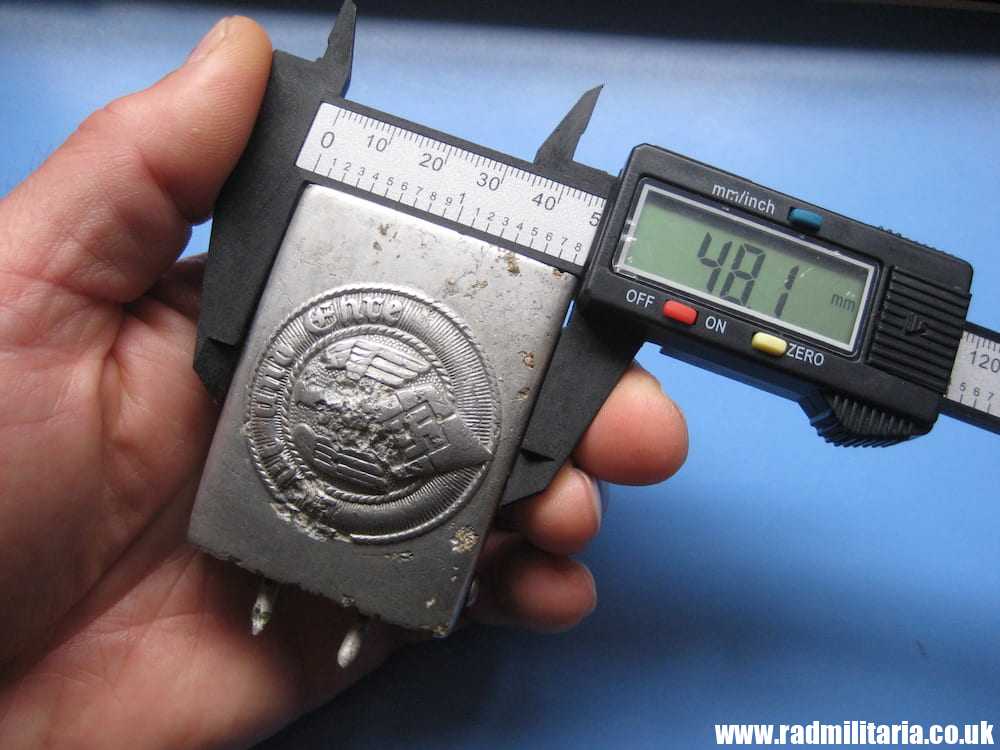 & WW2 original German HITLER YOUTH HJ BELT BUCKLE, marked: RZM M4/46. metal detecting find. - Image 14