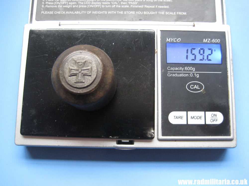 & WW1 German steel PUNCH MOULD - miniature IRON CROSS with date 1914, rare ! - Image 9