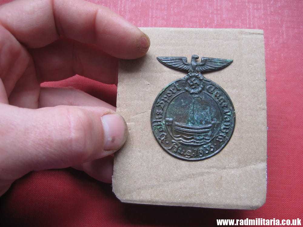 & original nazi German DAY BADGE - DANZIG Aug 1933 - rare !!! metal detecting find. - Image 12