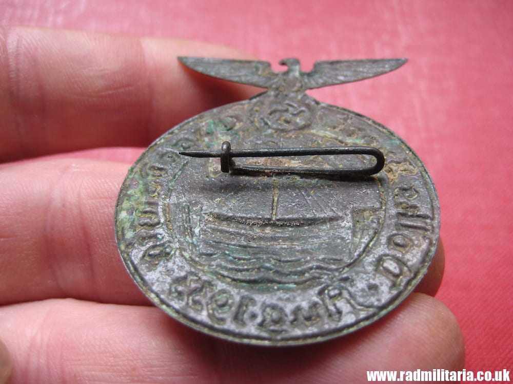 & original nazi German DAY BADGE - DANZIG Aug 1933 - rare !!! metal detecting find. - Image 9