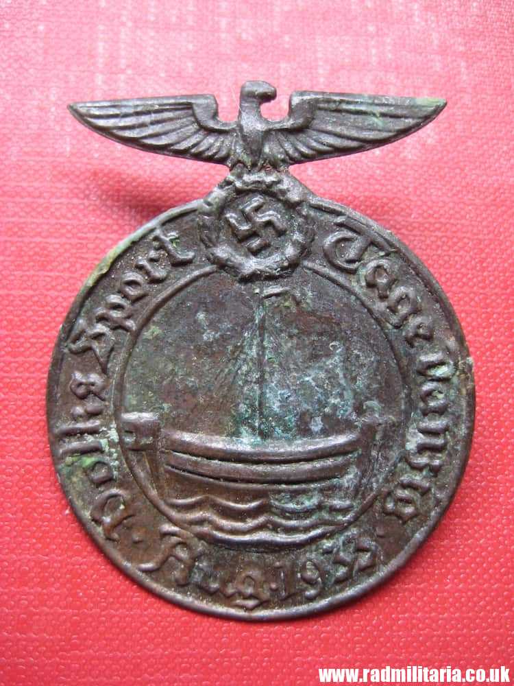 & original nazi German DAY BADGE - DANZIG Aug 1933 - rare !!! metal detecting find. - Image 4