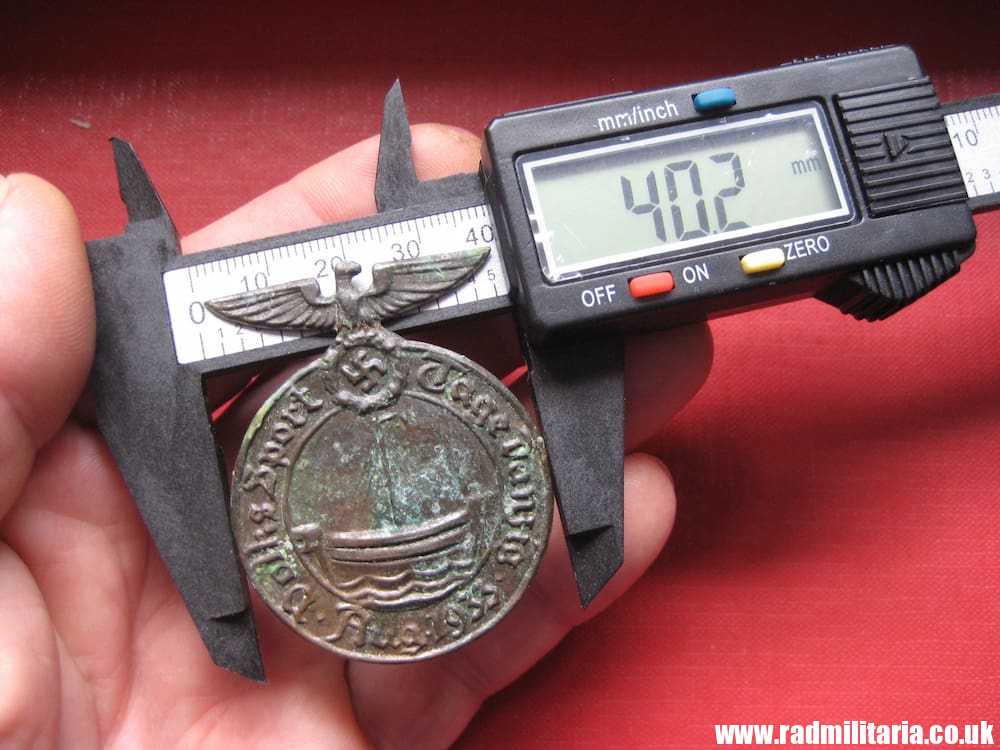 & original nazi German DAY BADGE - DANZIG Aug 1933 - rare !!! metal detecting find. - Image 14