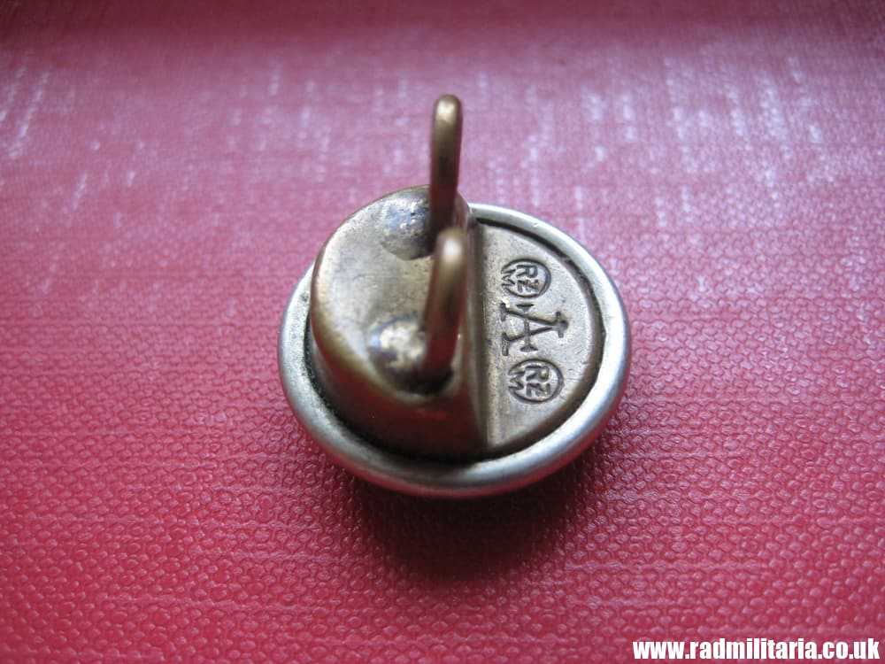 & WW2 German NSDAP BUTTON, marked: RZM A RZM, very good condition. - Image 10