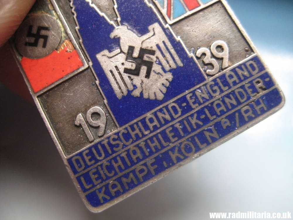 & very rare ENAMEL BADGE 1939 DEUTSCHLAND ENGLAND LEICHTATHLETIK LANDER KAMPF Koln. Original !! - Image 4