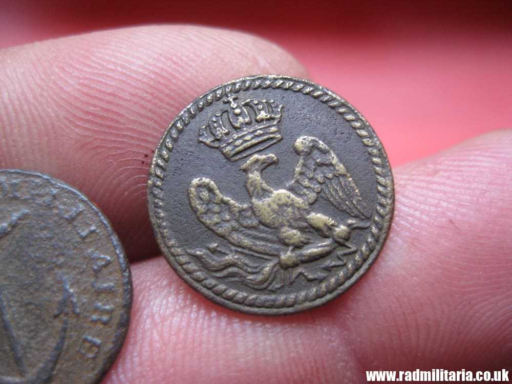 & SET of 2 genuine NAPOLEONIC BUTTONS with eagle & with anchor - metal detecting find, FRANCE. - Image 5