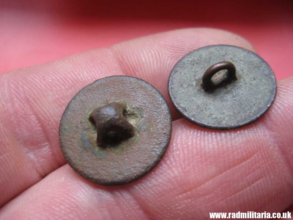 & SET of 2 genuine NAPOLEONIC BUTTONS with eagle & with anchor - metal detecting find, FRANCE. - Image 7