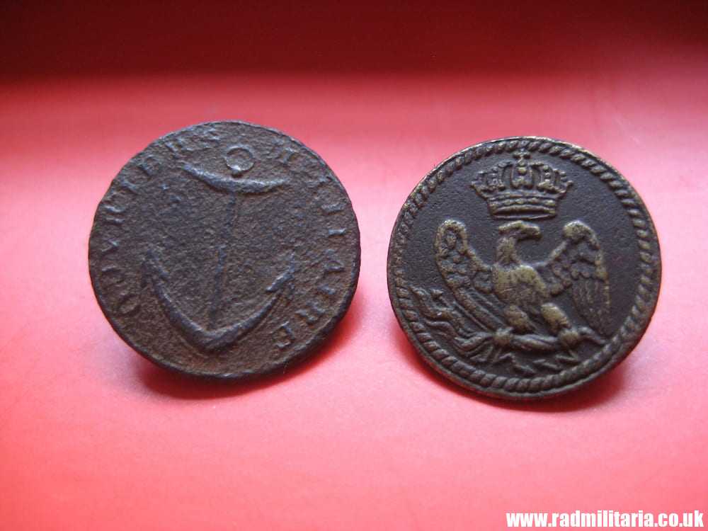 & SET of 2 genuine NAPOLEONIC BUTTONS with eagle & with anchor - metal detecting find, FRANCE. - Image 2