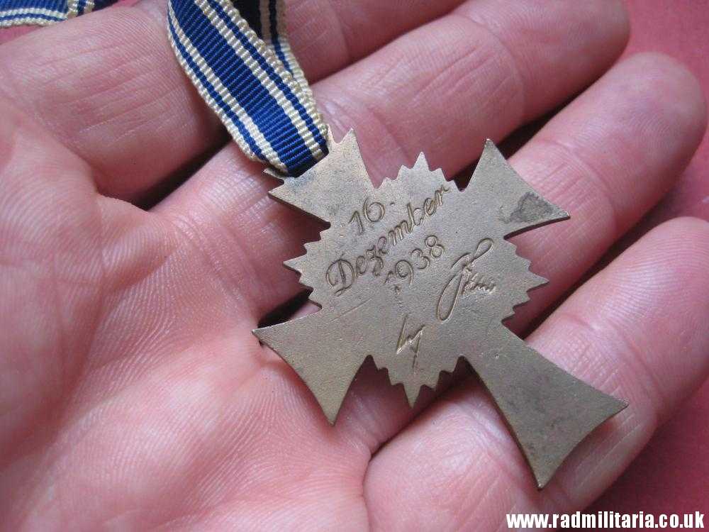 SOLD & WW2 original German CROSS - DER DEUTSCHEN MUTTER. Cross of Honor of the German Mother 2nd model..****.. - Image 4