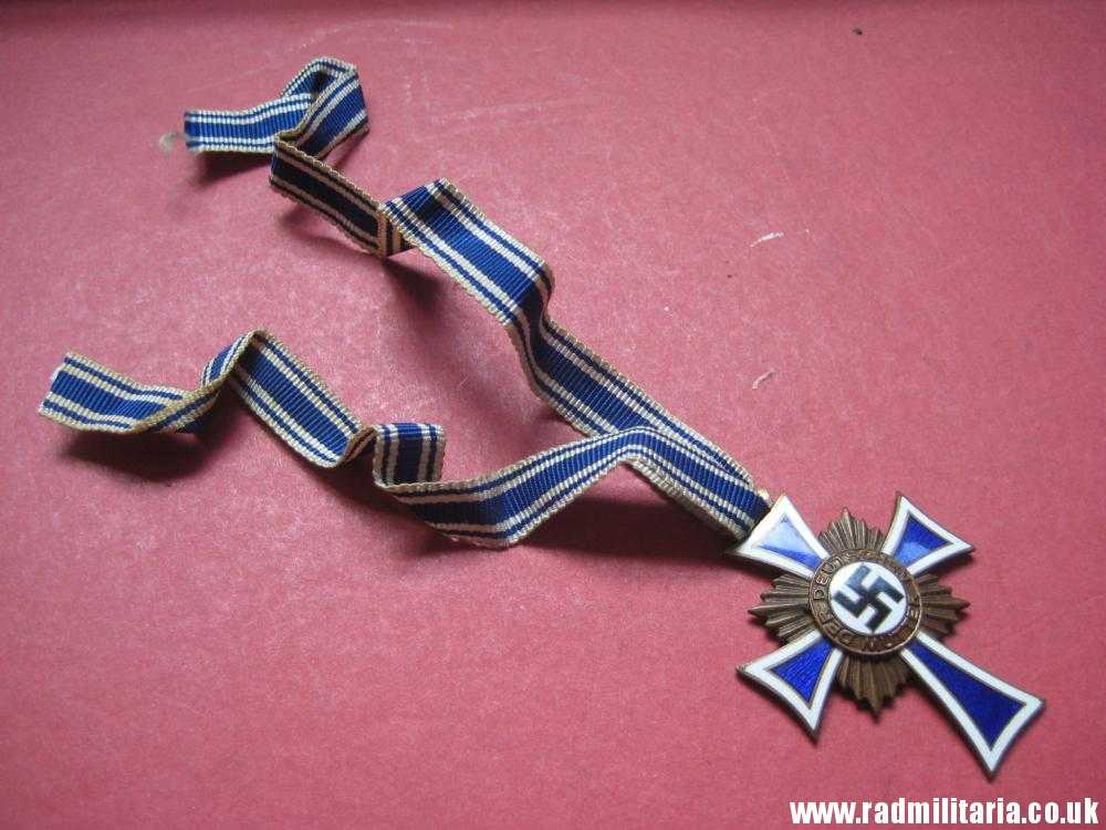 SOLD & WW2 original German CROSS - DER DEUTSCHEN MUTTER. Cross of Honor of the German Mother 2nd model..****.. - Image 9