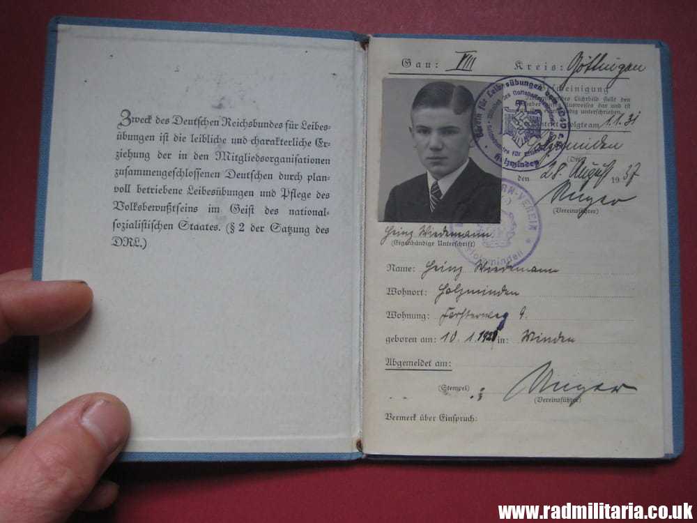 & WW2 original German DOCUMENTS - SET OF 3 - with metal BADGE inside: HEINZ WIEDEMANN. - Image 3