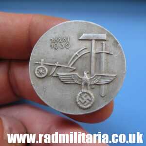 & WW2 original German BADGE - 1 MAI 1936, maker: Werner Linker DUISBURG.
