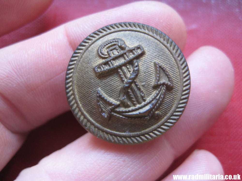 & WW2 German KRIEGSMARINE GLASS BUTTON with maker marks - J.F.W. 1943. - Image 3