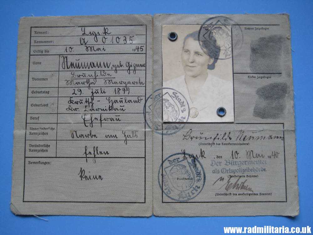 & SET of 2 German DOCUMENTS: DEUTSCHES REICH KENNKARTE, original documents. - Image 8