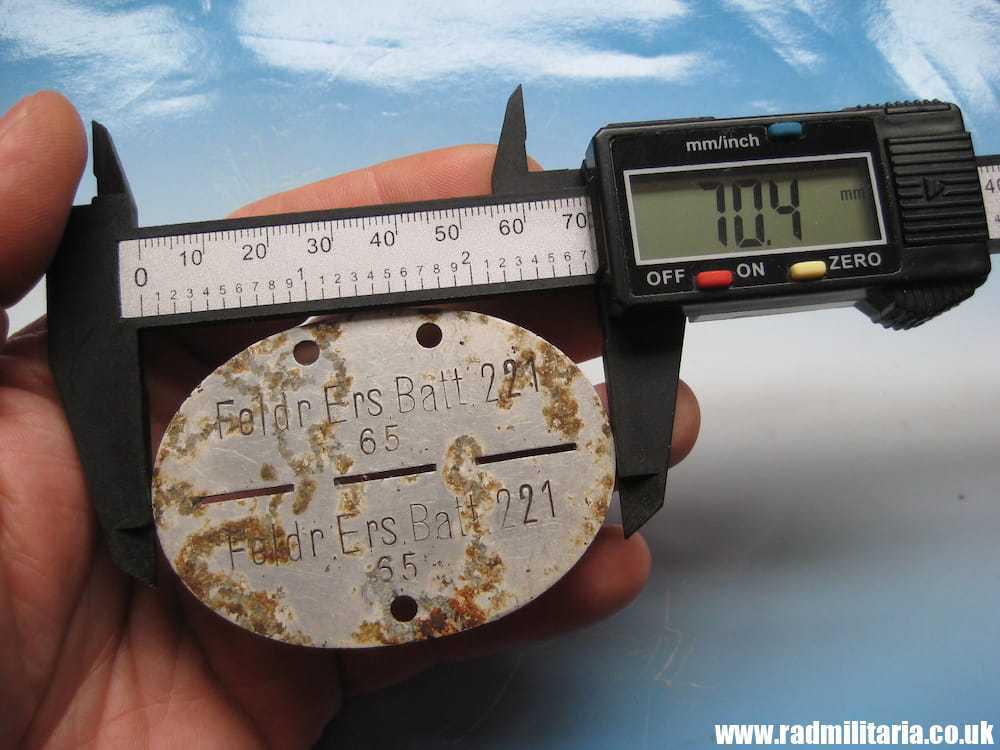 & original German DOG TAG - ID DISC metal detecting find: FELDR. ERS. BATL. 221. 65. - Image 8
