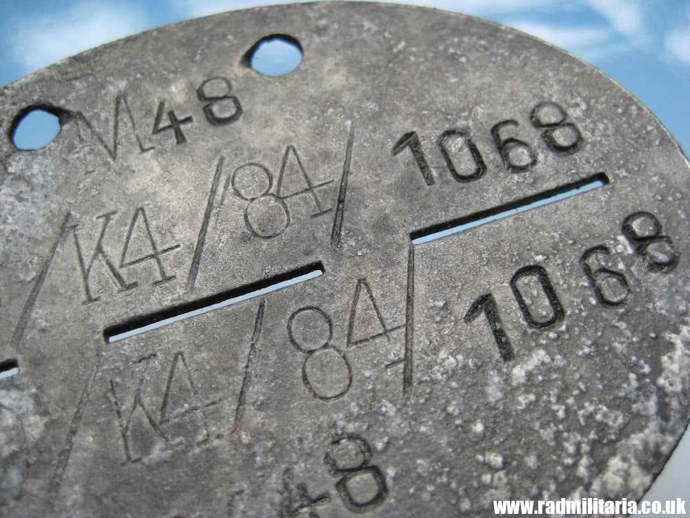 & WW2 original German DOG TAG - ID DISC from metal detecting. M48 RAD/K4/84/1068. - Image 4