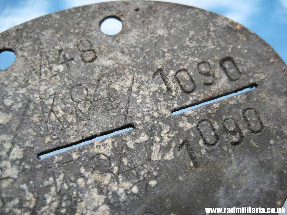 & WW2 original German DOG TAG - ID DISC, metal detecting. M48 RAD K84/1090. - Image 8