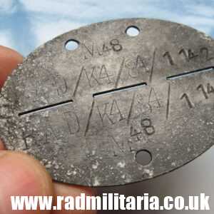 & WW2 original German DOG TAG - ID DISC from metal detecting: M48 RAD/K4/84/1142.