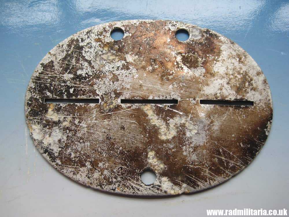& WW2 original German WW2 DOG TAG - ID DISC: 2./ I.E. 96 1178 "O" - metal detecting find ! - Image 4