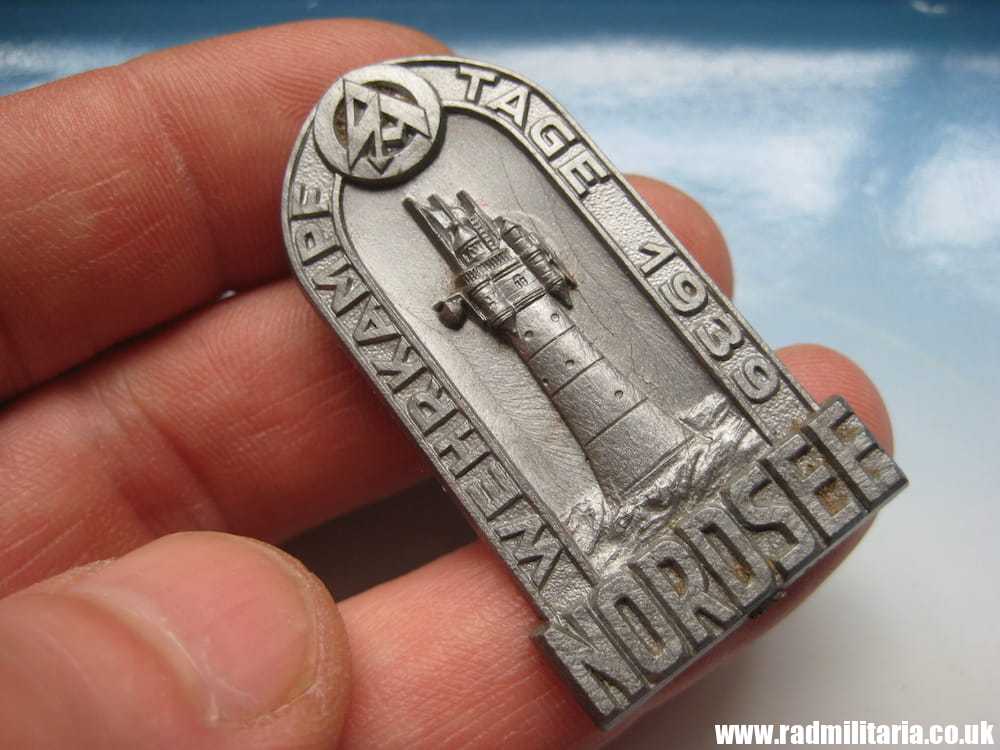 & WW2 German SA PLASTIC BADGE - Nordsee 1939, RZM9/50. Genuine !! - Image 3