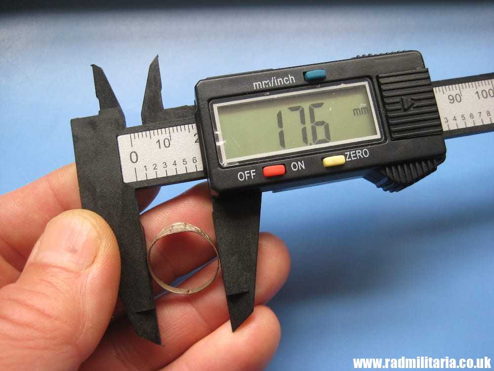 & WW2 German propaganda RING FOR CHILDREN with swastika - Scarce ! - Image 9