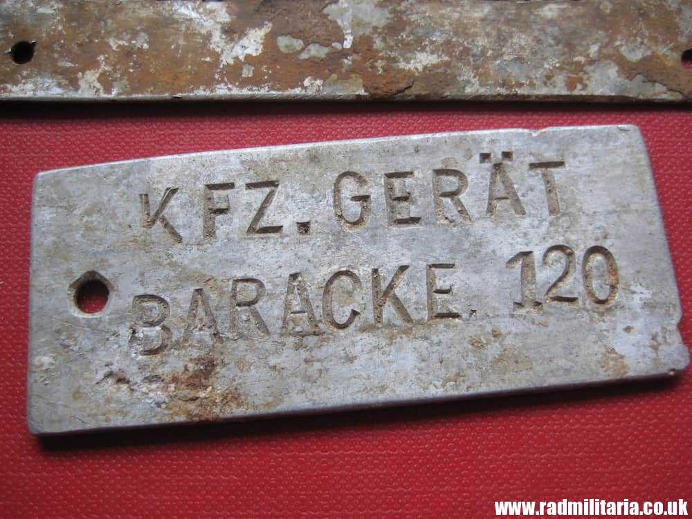 & WW2 German metal PLAQUES with description - SET OF 2, battlefield relic, metal detecting find. - Image 3