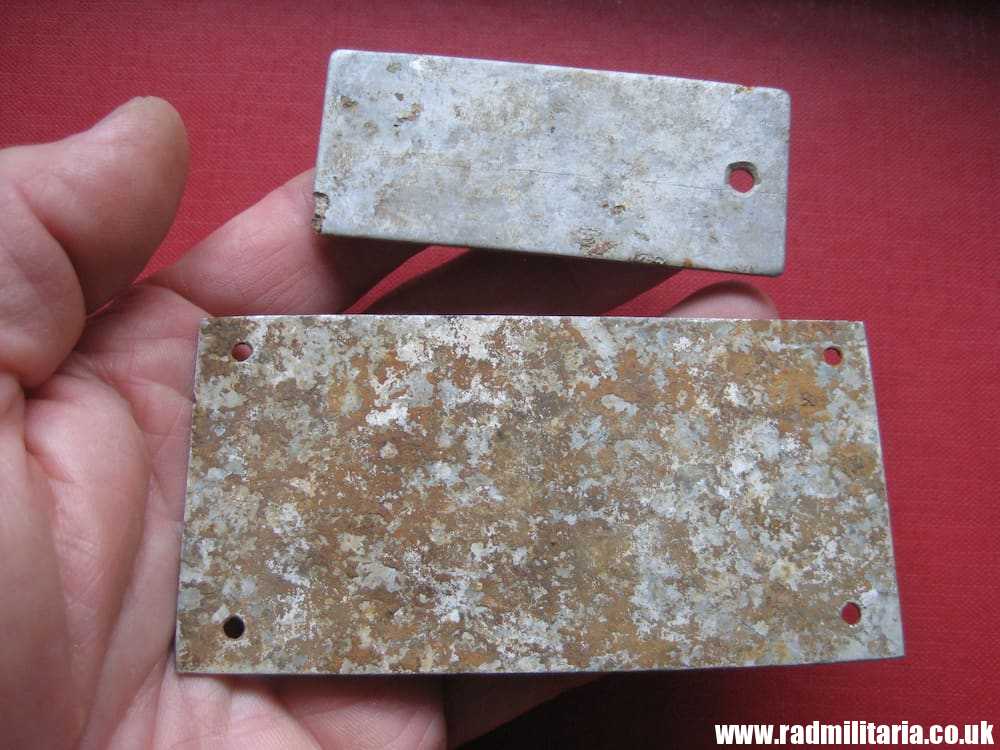 & WW2 German metal PLAQUES with description - SET OF 2, battlefield relic, metal detecting find. - Image 7