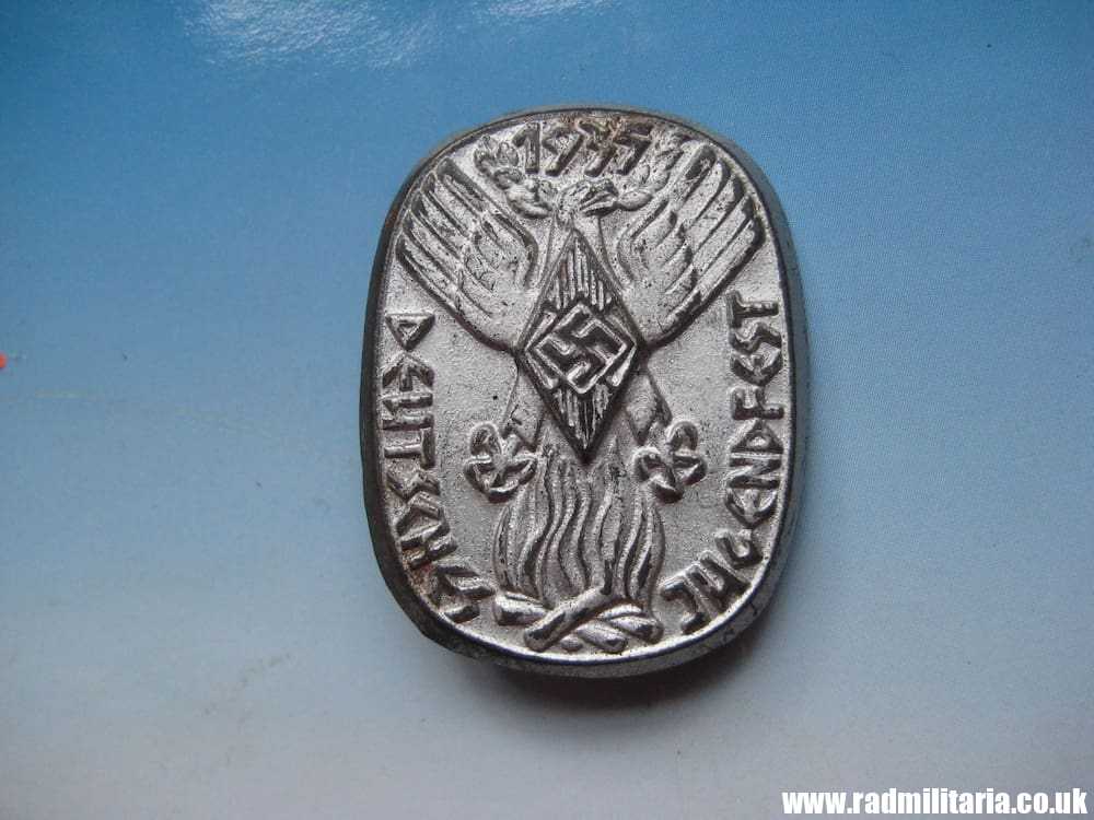 & pre WW2 German HITLER YOUTH HJ 1935 TINNIE BADGE. Deutsche Jugend Fest - genuine !! - Image 2