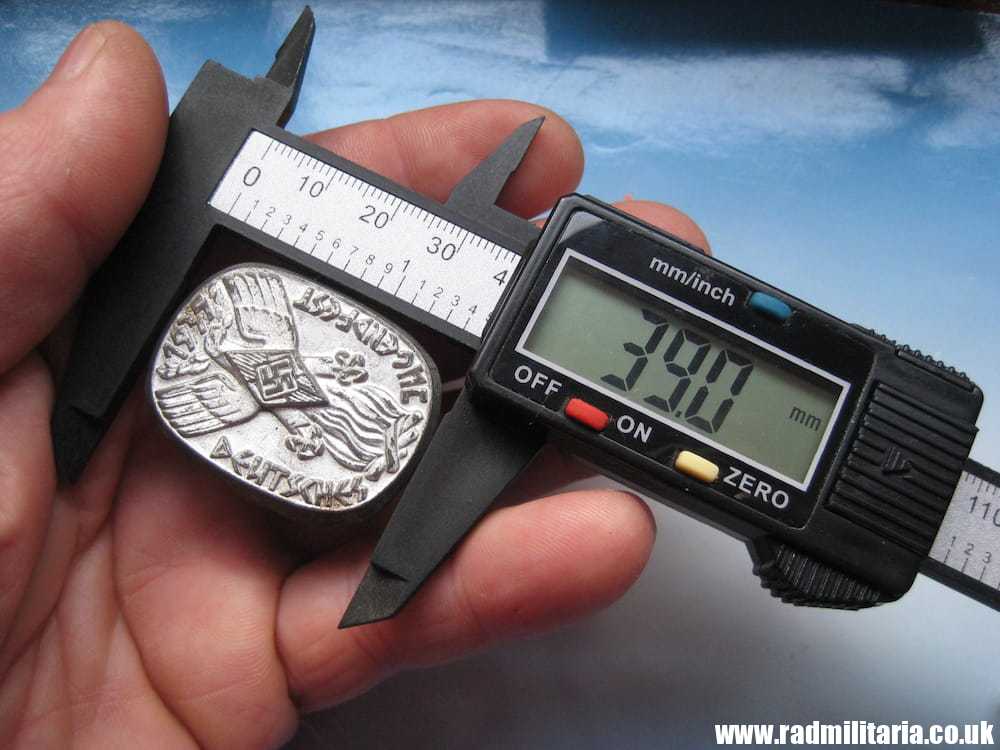 & pre WW2 German HITLER YOUTH HJ 1935 TINNIE BADGE. Deutsche Jugend Fest - genuine !! - Image 10