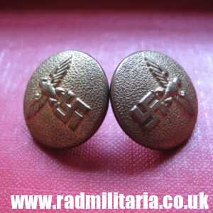 & WW2 PAIR of German NSDAP BUTTONS with eagle, RZM marks: RZM M5/164/24 - medium size.