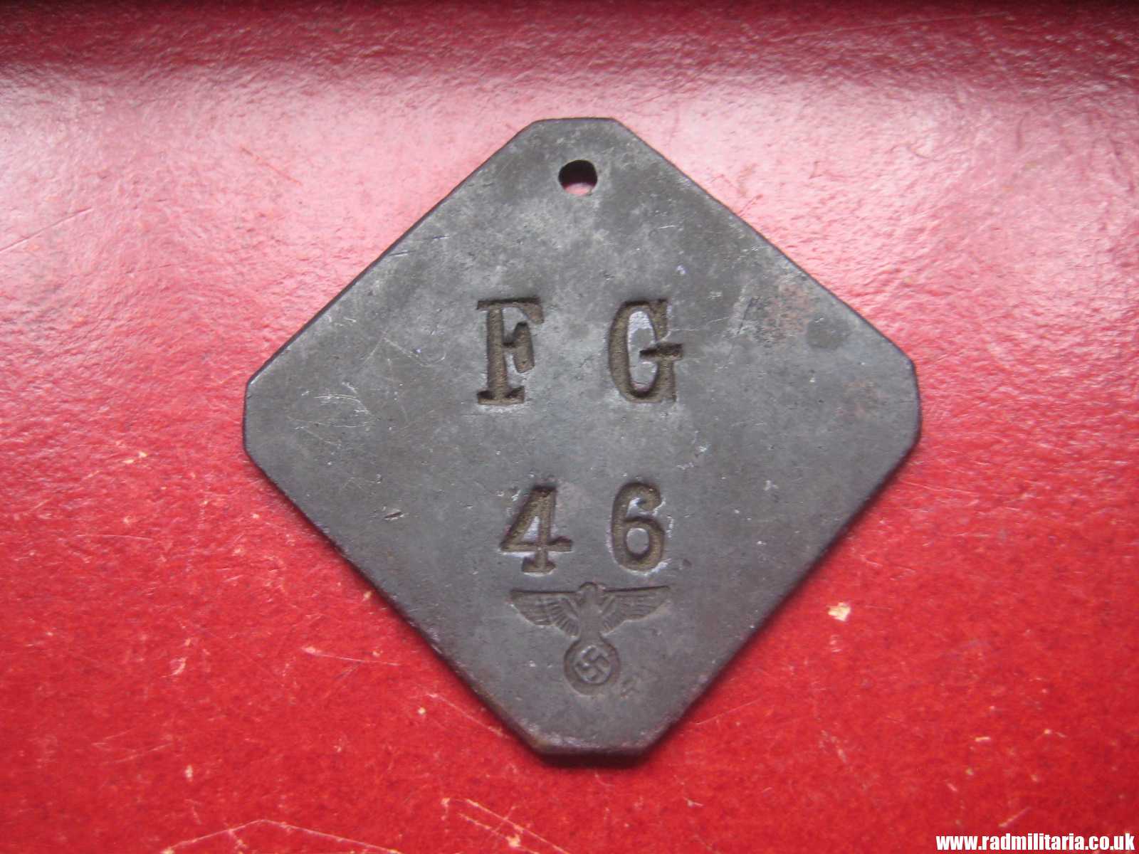 & unknown German DOG TAG with EAGLE - F.G. 46. FELD-GENDARMERIE ?? metal detecting. - Image 7