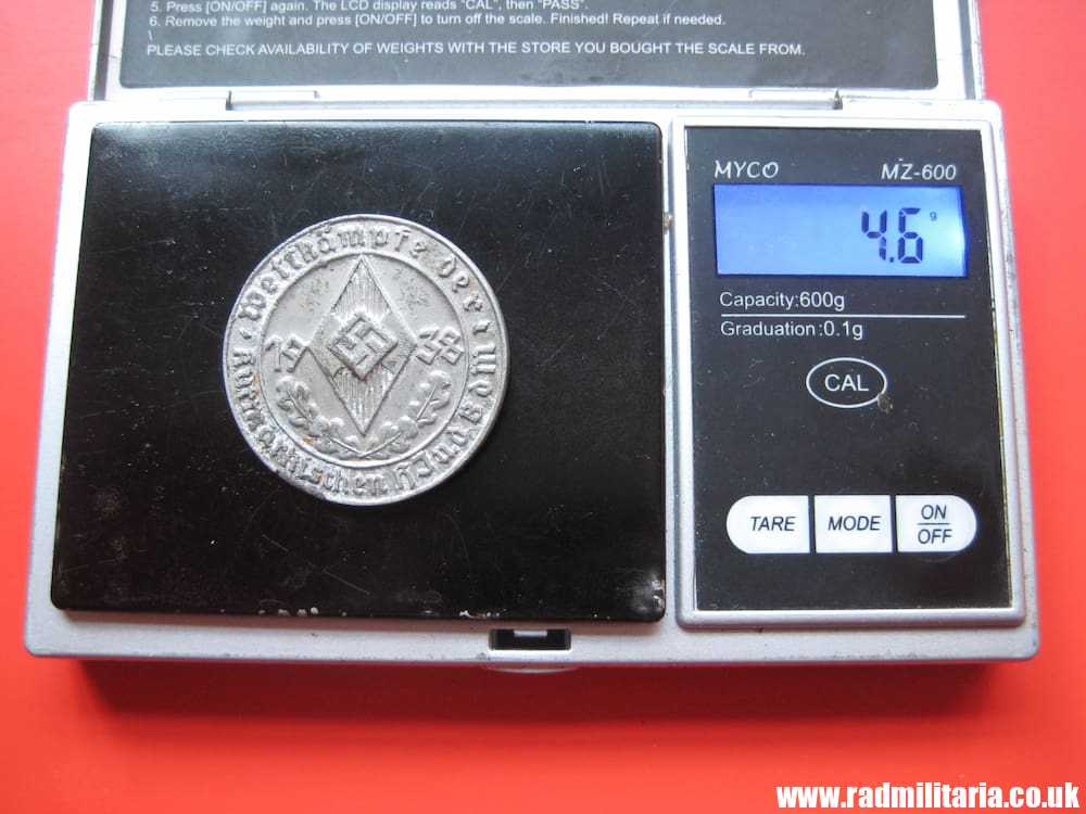 & WW2 nazi German 1938 HJ & BDM Day TINNIE BADGE with maker mark. - Image 8