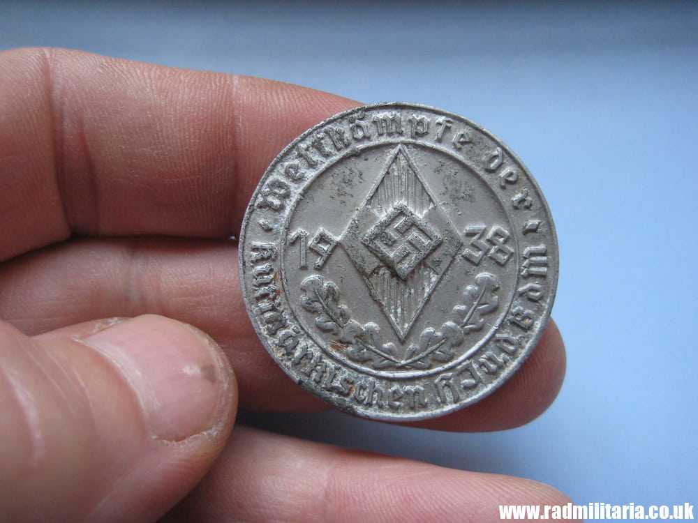 & WW2 nazi German 1938 HJ & BDM Day TINNIE BADGE with maker mark.