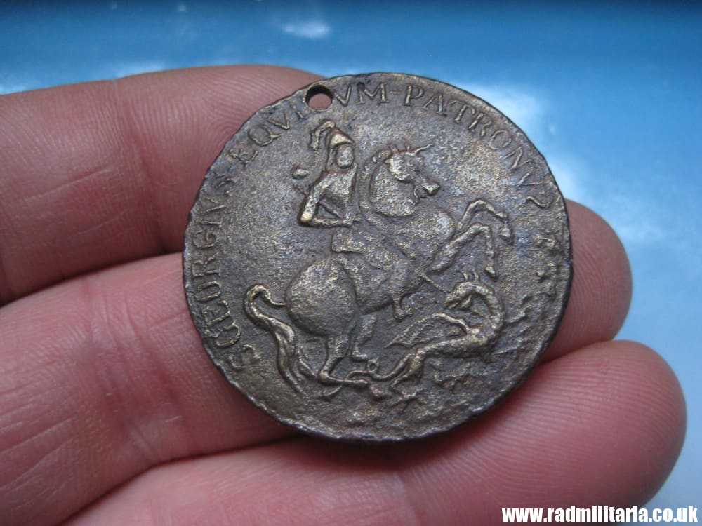 & original TRAVELING GOOD LUCK TOKEN - S. GEORGIUS, metal detecting find.