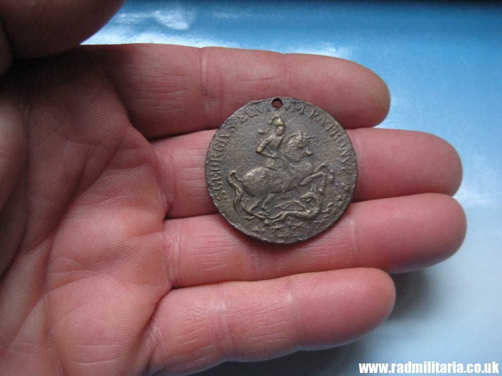 & original TRAVELING GOOD LUCK TOKEN - S. GEORGIUS, metal detecting find. - Image 6