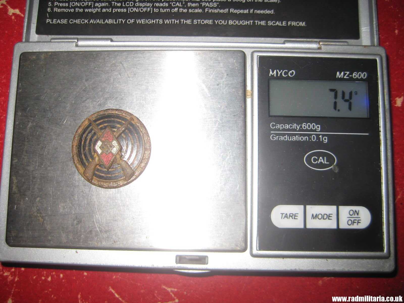 & original HJ SHOOTING BADGE - metal detecting find, marks: RZM M1/102. - Image 9