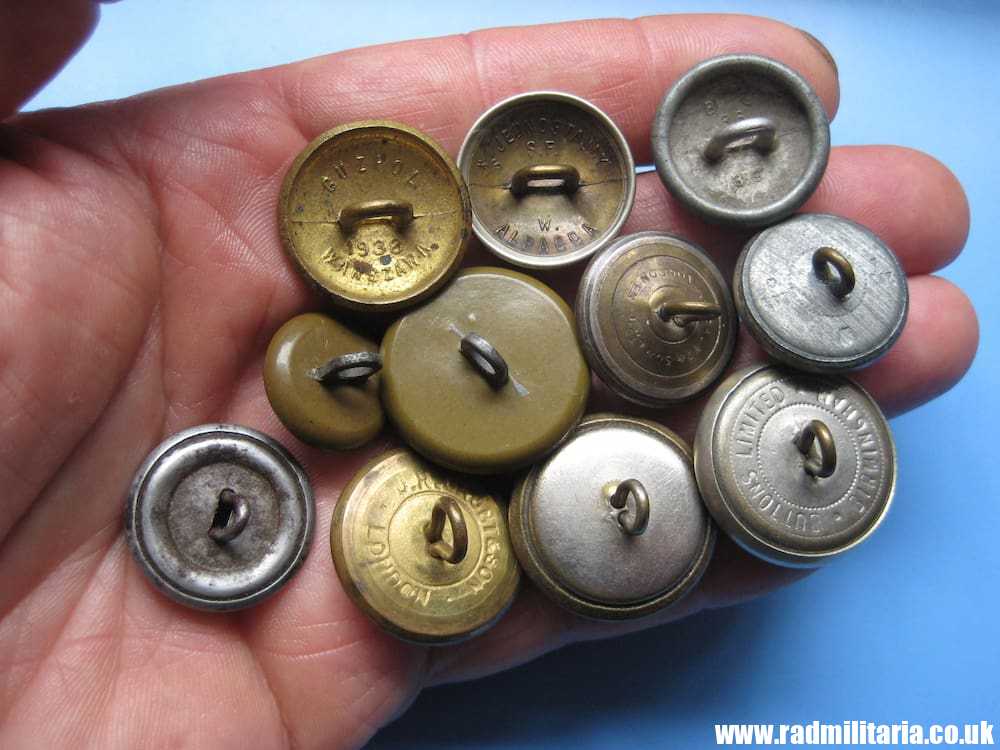 & WW2 Polish Army BUTTONS with Eagle SET OF 11 buttons - GENUINE (set no.14) - Image 3