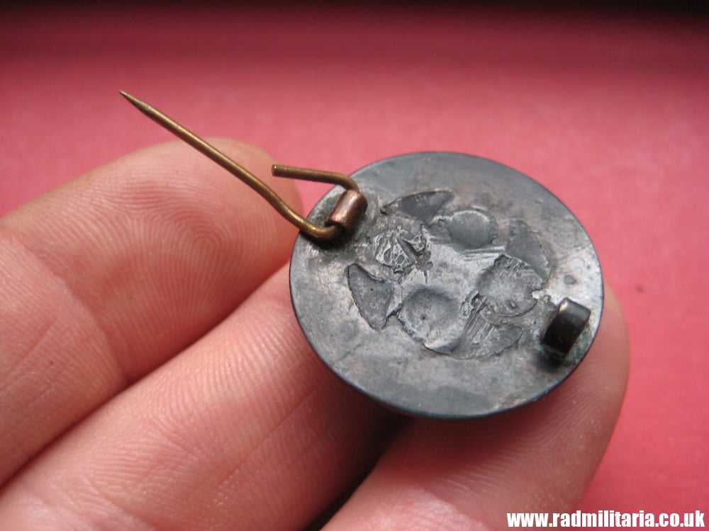 & WW2 very unusual NSDAP metal BROCHE - BADGE, no marks. Rare. - Image 7