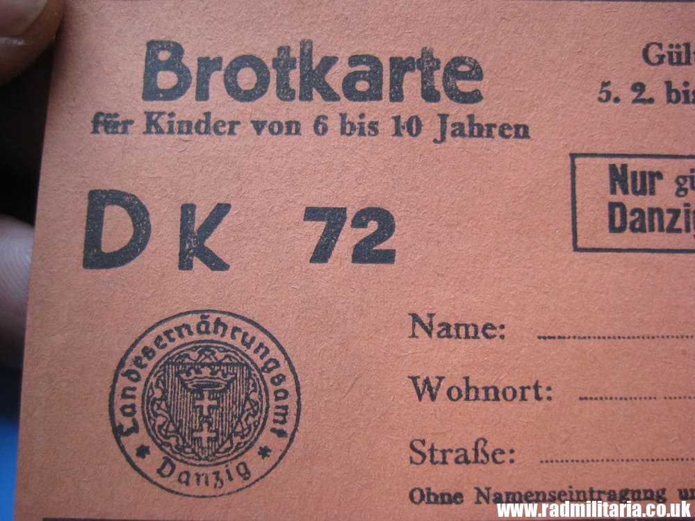 & WW2 original German DOCUMENT - BROTKARTE FUR KINDER / CHILD RATION COUPONS, 1945 Danzig. - Image 2