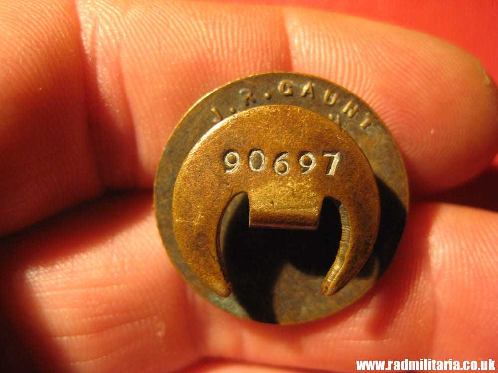 & WW1 British ENAMEL BADGE - Comrades Of The Great War no. 90697, maker: J.R. Gaunt London - Image 3