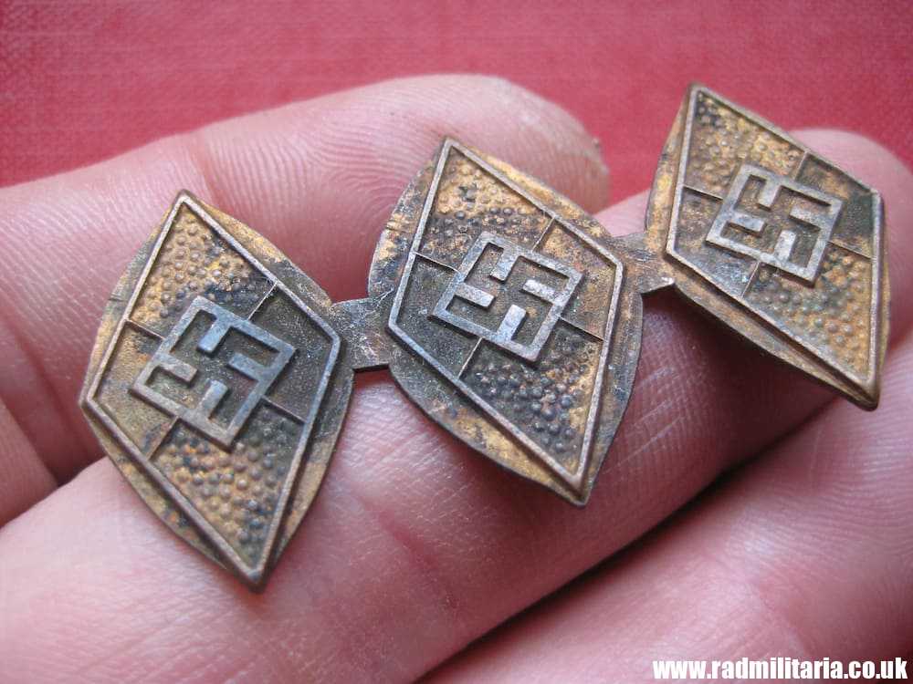 & WW2 - 3 HJ MEMBERSHIP BADGES never finished factory product. Rare !!