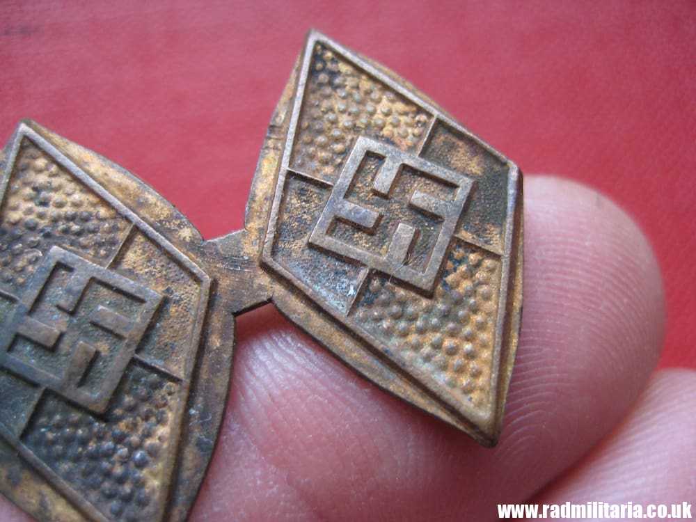 & WW2 - 3 HJ MEMBERSHIP BADGES never finished factory product. Rare !! - Image 2