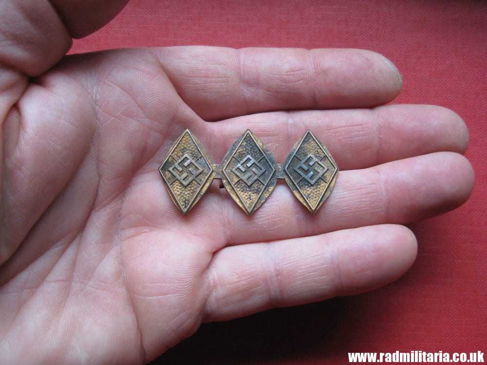 & WW2 - 3 HJ MEMBERSHIP BADGES never finished factory product. Rare !! - Image 11