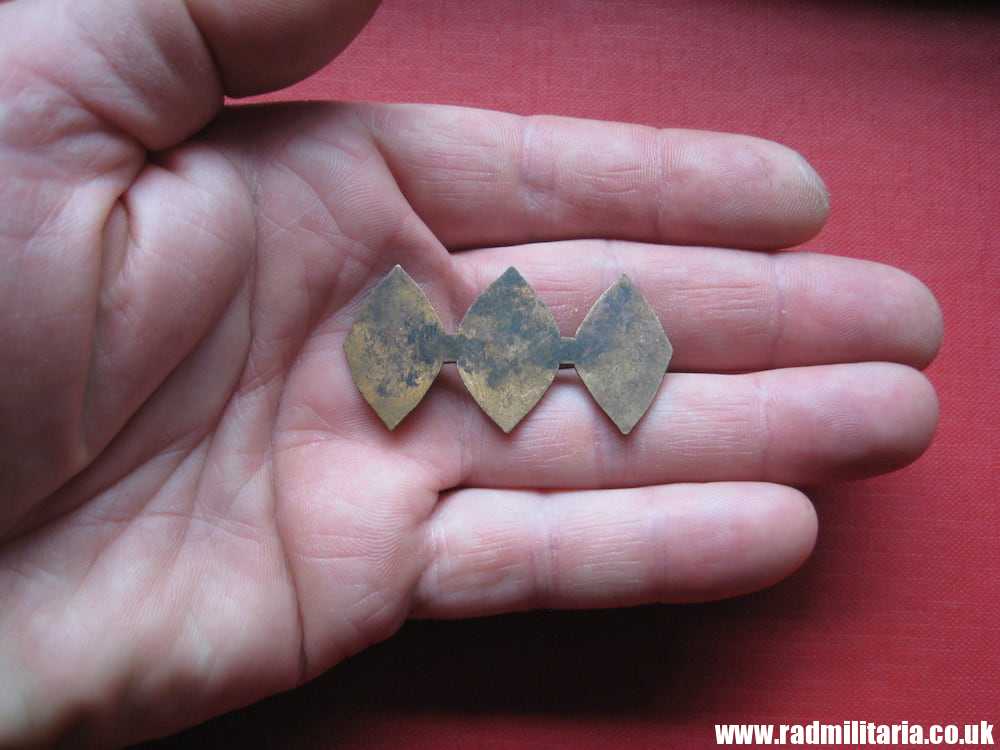 & WW2 - 3 HJ MEMBERSHIP BADGES never finished factory product. Rare !! - Image 12