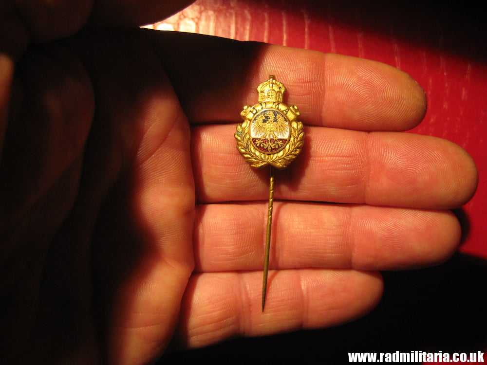 & WW1 German BDMA ENAMEL BADGE - original pin badge in very good used condition. - Image 6
