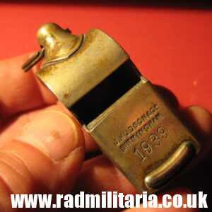 & WW2 original British MILITARY WHISTLE with date 1939 /I\ maker: J. HUDSON & Co BIRMINGHAM.