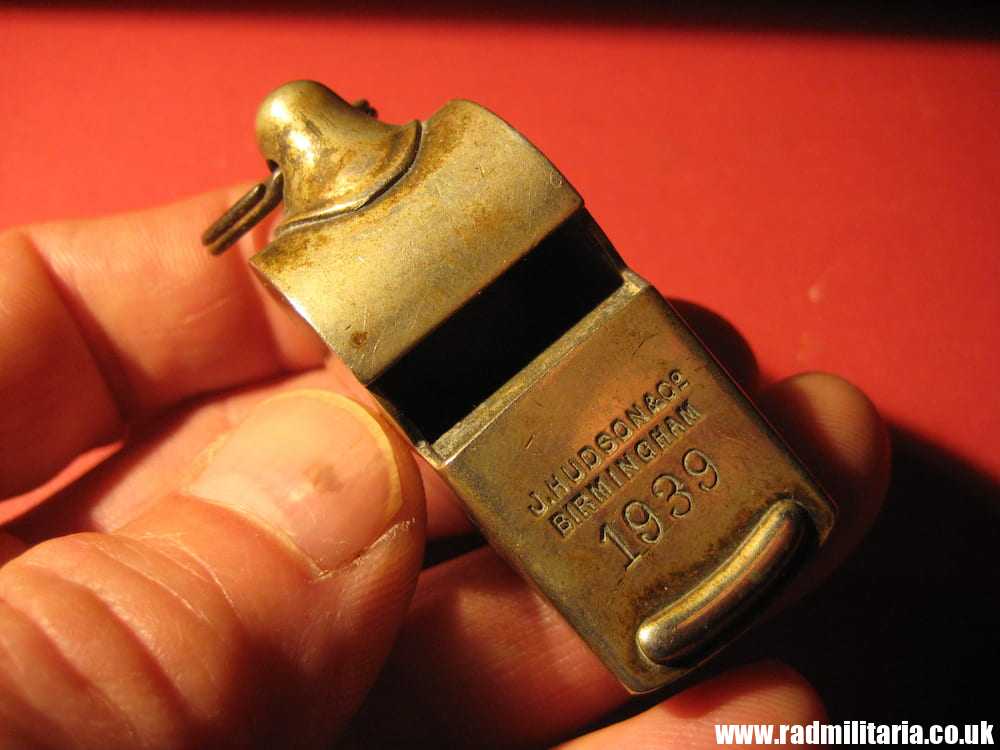 & WW2 original British MILITARY WHISTLE with date 1939 /I\ maker: J. HUDSON & Co BIRMINGHAM.