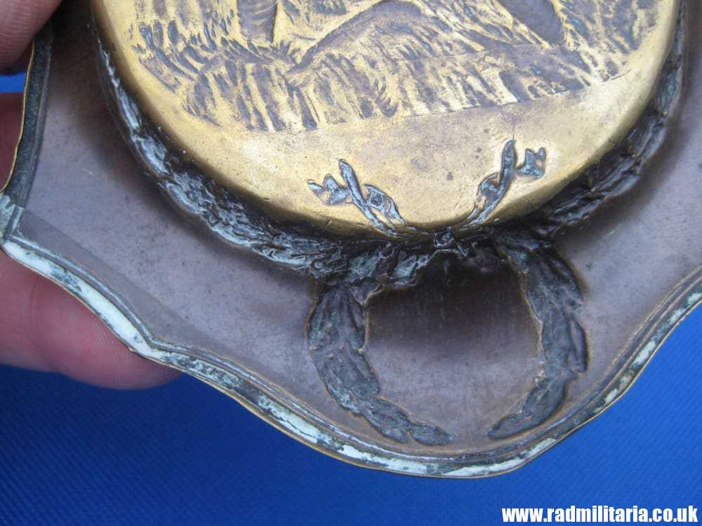 & WW1 original British PATRIOTIC TRAY made of brass. - Image 9