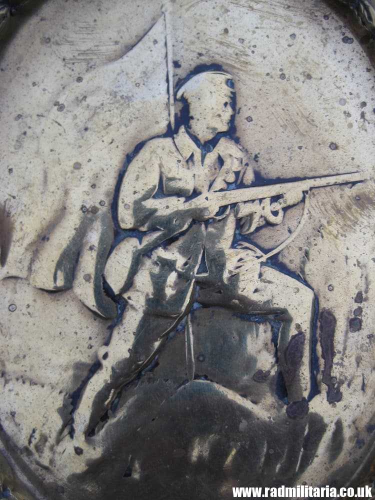 & WW1 original British PATRIOTIC TRAY made of brass. - Image 11