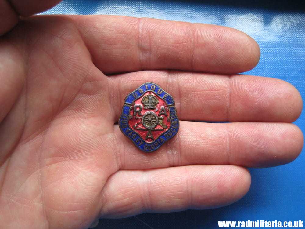 & WW1/WW2 British ENAMEL BADGE - Royal Artillery Association, maker: J.R. GAUNT London. - Image 7